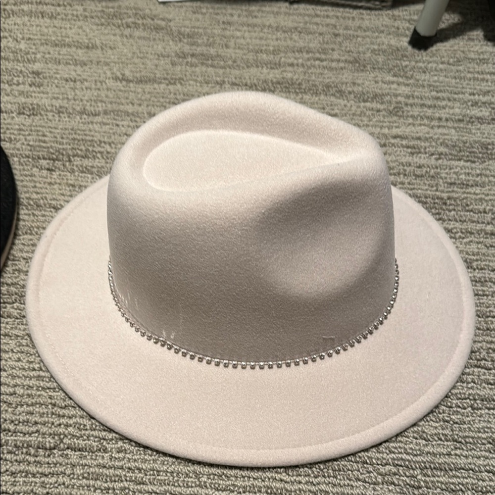 Stylish Cream Fedora Hat with Silver Accents
